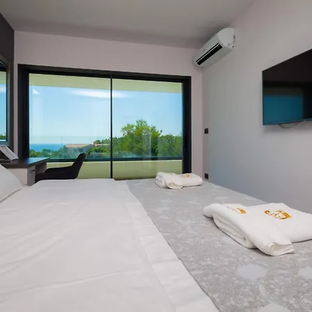 Villa Luxury Eligo With Private Pool And Sea View