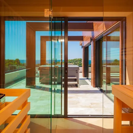 Luxury Eligo With Private Pool And Sea View Premantura