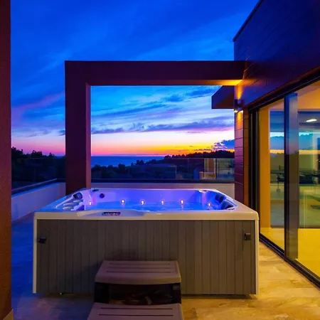 Luxury Eligo With Private Pool And Sea View *